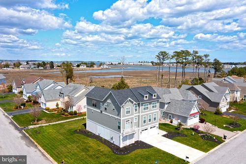37463 Seaside Dr, OCEAN VIEW, DE, 19970-3645 | Card Image
