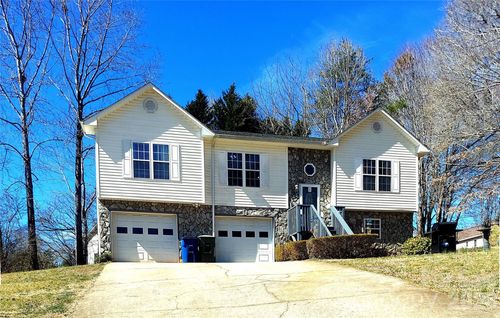 35-1609 Indian Springs Dr Nw, Conover, NC, 28613-8037 | Card Image