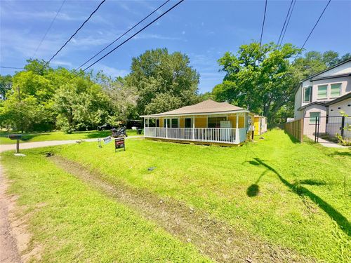 7418 Cora St, Houston, TX, 77088-7606 | Card Image
