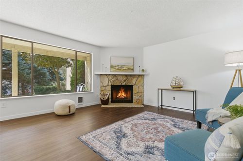 4-26425 Pennsylvania Ave Ne, Kingston, WA, 98346-7691 | Card Image