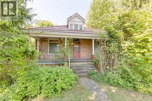 62 Lacroix St, Chatham, ON, N7M2T6 | Card Image