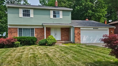 32553 N Roundhead Dr, Solon, OH, 44139-4730 | Card Image