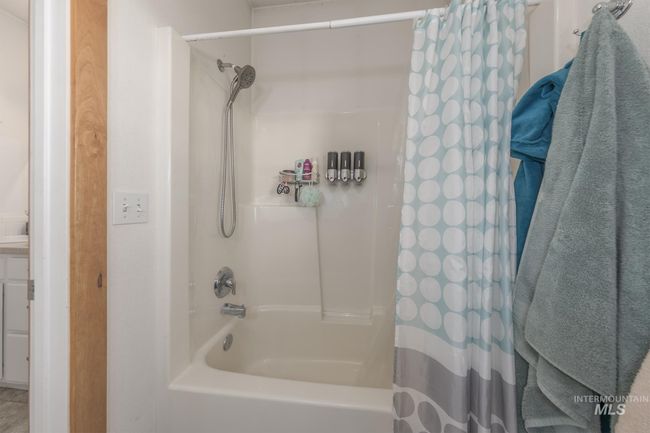 2175 Graham Blvd, Home with 4 bedrooms, 4 bathrooms and 2 parking in Vale OR | Image 45