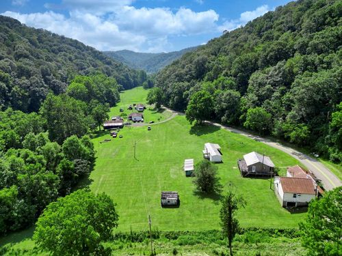 11733 Willey Fork Rd, Burton, WV, 26562-6307 | Card Image