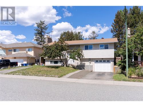 281 Poplar Dr, Logan Lake, BC, V0K1W0 | Card Image