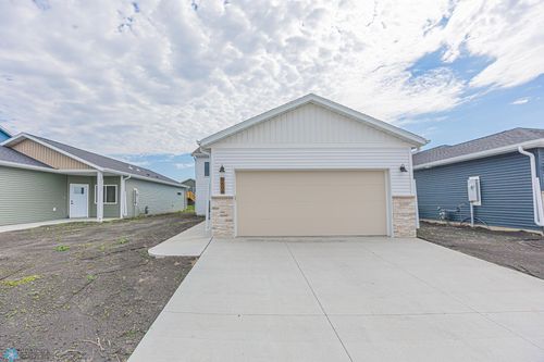 6747 66th Ave S, Horace, ND, 58047-2821 | Card Image