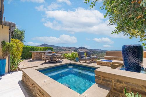 15 Ventada St, Rancho Mission Viejo, CA, 92694-1291 | Card Image