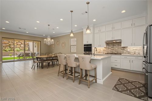287 Nine Mile Creek Dr, Las Vegas, NV, 89138-9301 | Card Image