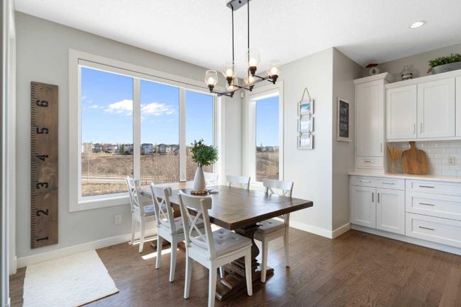 54 Tuscany Estates Point Nw, Home with 5 bedrooms, 3 bathrooms and 2 parking in Calgary AB | Image 8