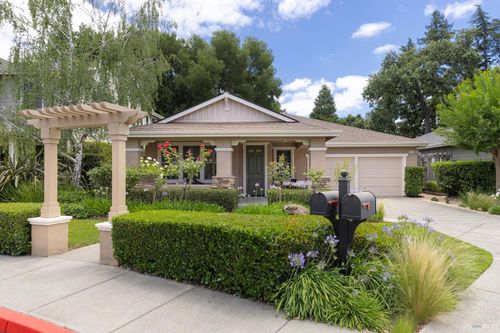 41 Lande Way, Yountville, CA, 94599-1441 | Card Image