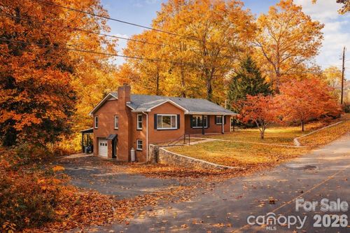 292 Skyline Dr, Canton, NC, 28716-3482 | Card Image