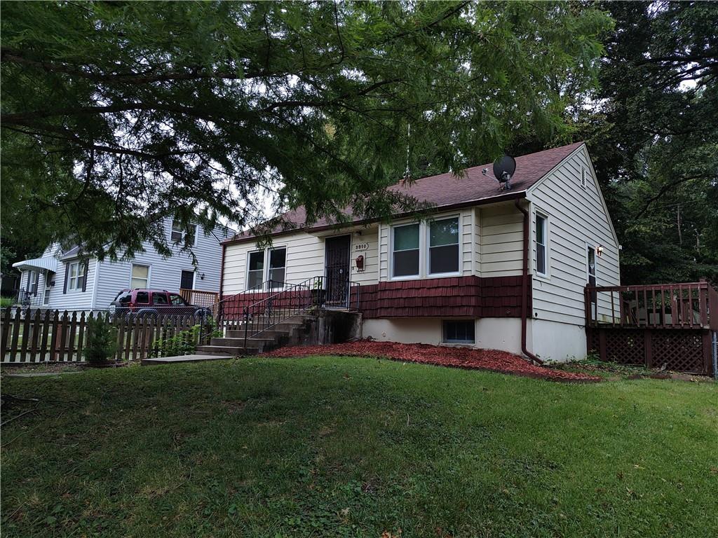 Maywood Ave, Independence, MO 64052