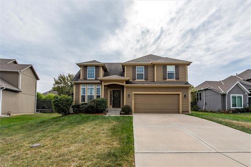 20913 W 72nd St, Shawnee, KS, 66218-8600 | Card Image