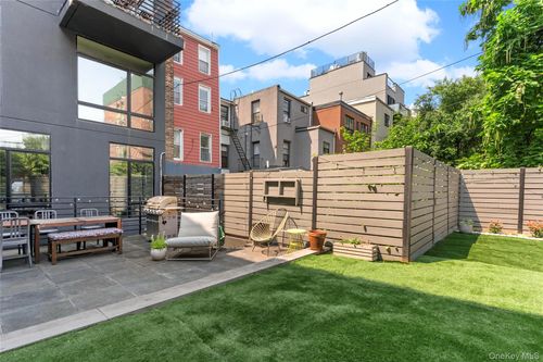 1b-491 Monroe St, Brooklyn, NY, 11221-8057 | Card Image