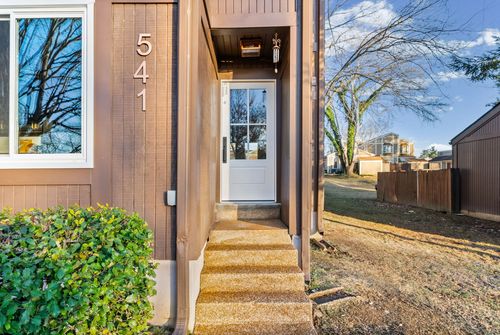 541 Doral Country Dr, Nashville, TN, 37221-2615 | Card Image