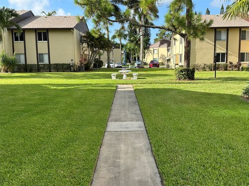 320-320 Pine Ridge Cir, Greenacres, FL, 33463-1407 | Card Image