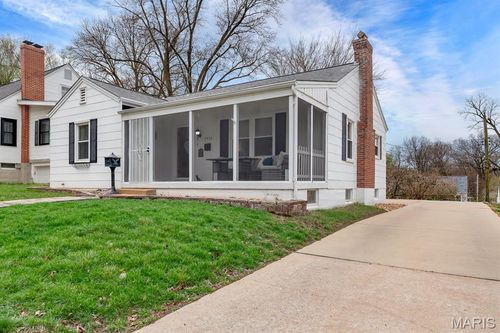 1915 Mcnair Pl, Saint Charles, MO, 63301-4730 | Card Image