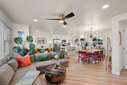 4615 Wendell St, San Diego, CA, 92105-5247 | Card Image