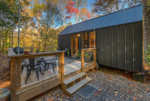 32, 70, 75 Rollingwood Ln, Murphy, NC, 28906-2029 | Card Image