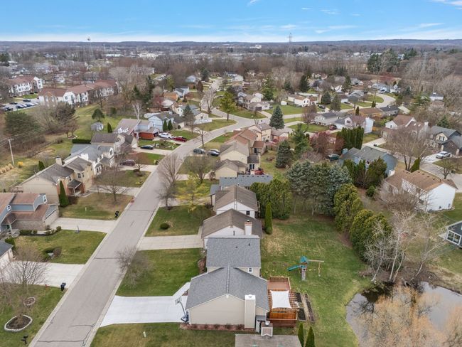 2692 Apache Trl, House other with 3 bedrooms, 3 bathrooms and null parking in Wixom MI | Image 46
