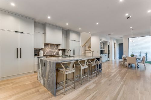 4214 Hawthorne Ave, Dallas, TX, 75219-2303 | Card Image