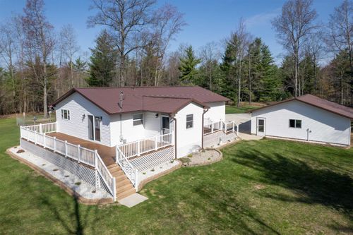 6622 Walton Rd, Kingsley, MI, 49649-8209 | Card Image