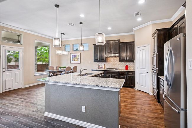 208 Equestrian Rd, House other with 4 bedrooms, 4 bathrooms and null parking in Hickory Creek TX | Image 13