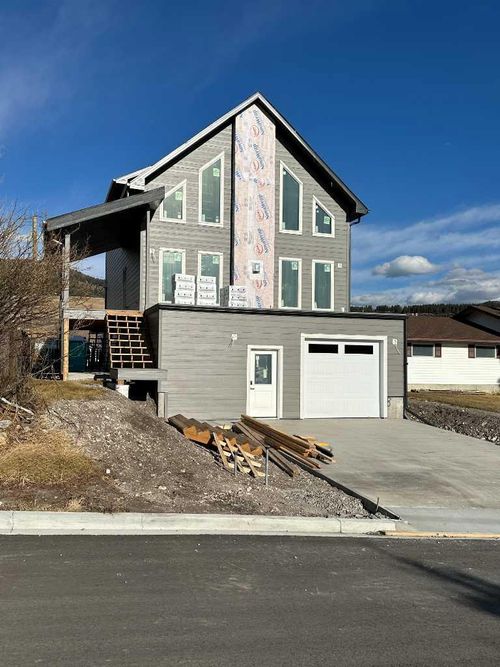 {{alt}} | Card Image