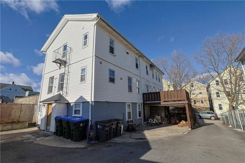 41 E Transit St, Providence, RI, 02906-3820 | Card Image