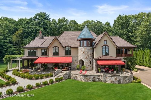 1212 Burger Hollow Rd, Effort, PA, 18330-7779 | Card Image