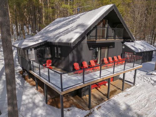 19 Hochsteig Ln, Jay, NY, 12941-2007 | Card Image