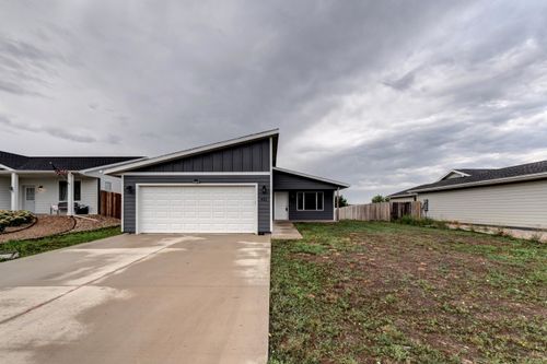 421 Nighthawk Drive, Box Elder, SD, 57719 | Card Image