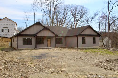6 Black Angus Ct, Newburgh, NY, 12550-1568 | Card Image