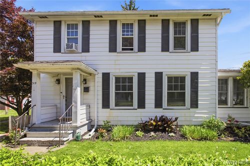 319 S Jackson St, Batavia, NY, 14020-3824 | Card Image