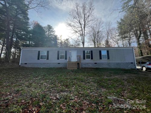 618 Piney Ridge Drive, Hendersonville, NC, 28791 | Card Image