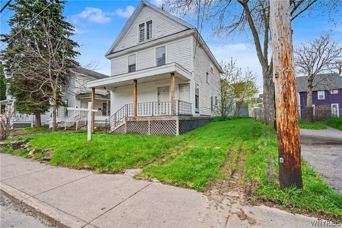 7 Elmwood Ave, Lockport, NY, 14094-4621 | Card Image