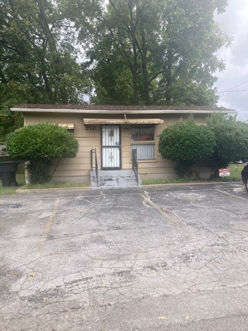 312 W Burton St, Murfreesboro, TN, 37130-3604 | Card Image