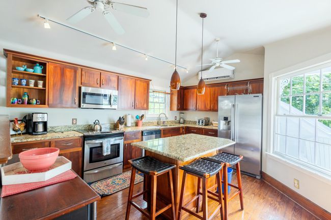 Kitchen | Image 25