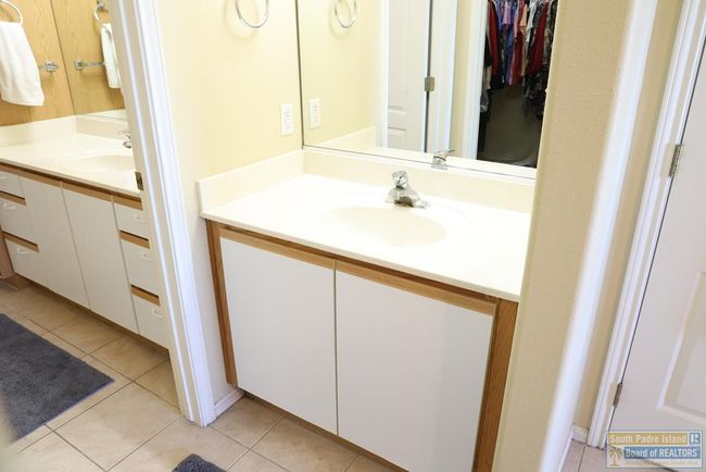 APT-1304 - 3 Ocelot Trail Rd, Condo with 2 bedrooms, 2 bathrooms and null parking in Laguna Vista TX | Image 17