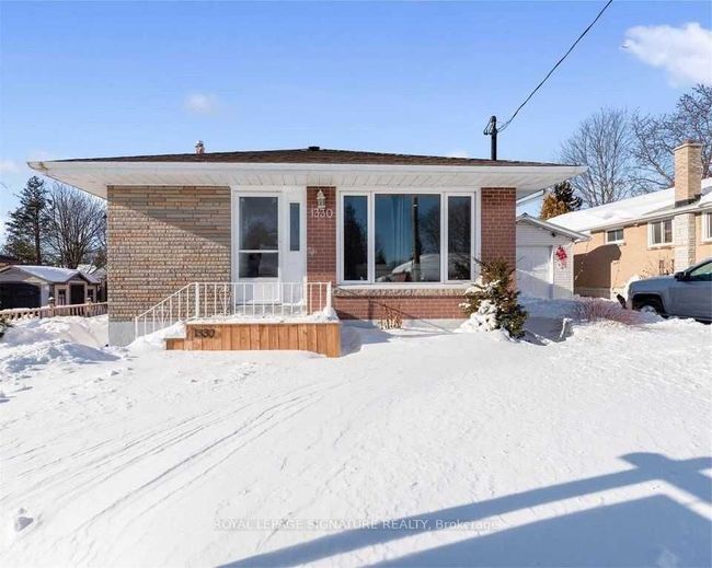 MAIN - 1330 Minden St, Home with 3 bedrooms, 1 bathrooms and 2 parking in Oshawa ON | Image 2