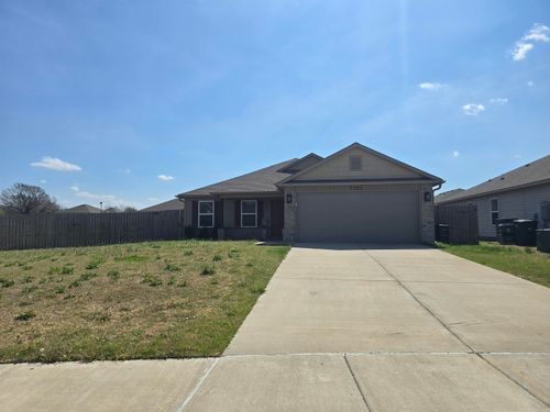 1061 E Bunting Street, Fayetteville, AR, 72701 | Card Image