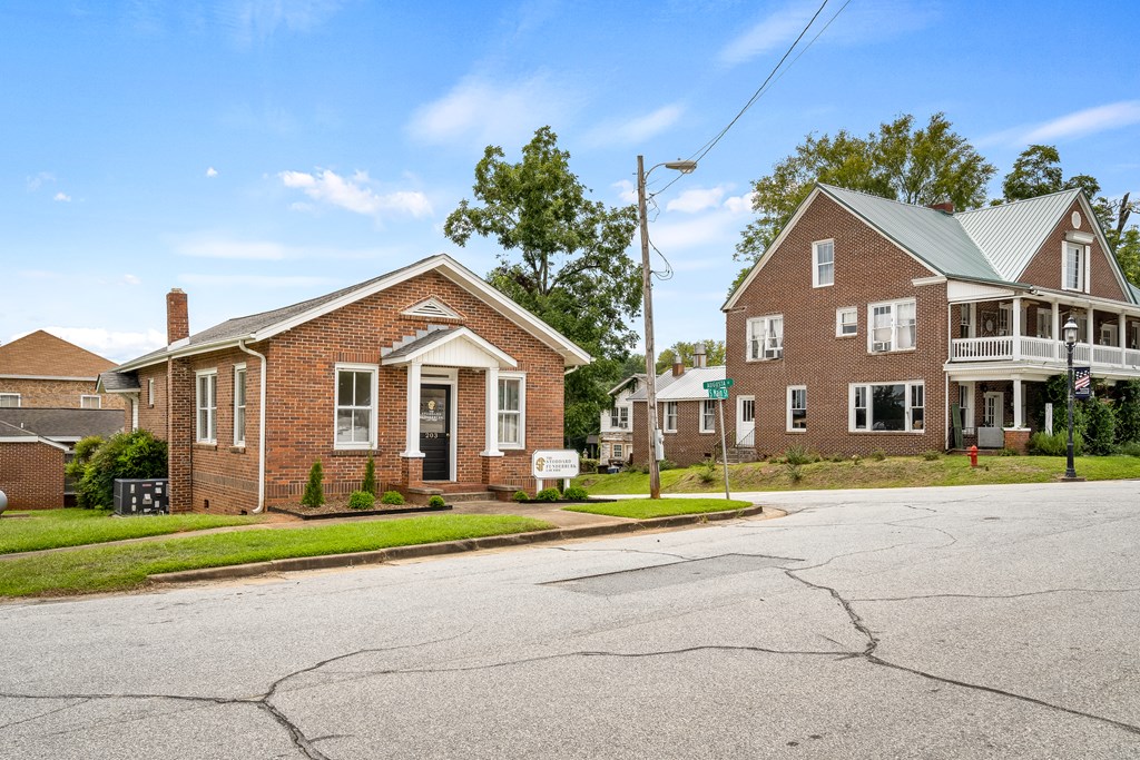 Commercial Sale in McCormick 4