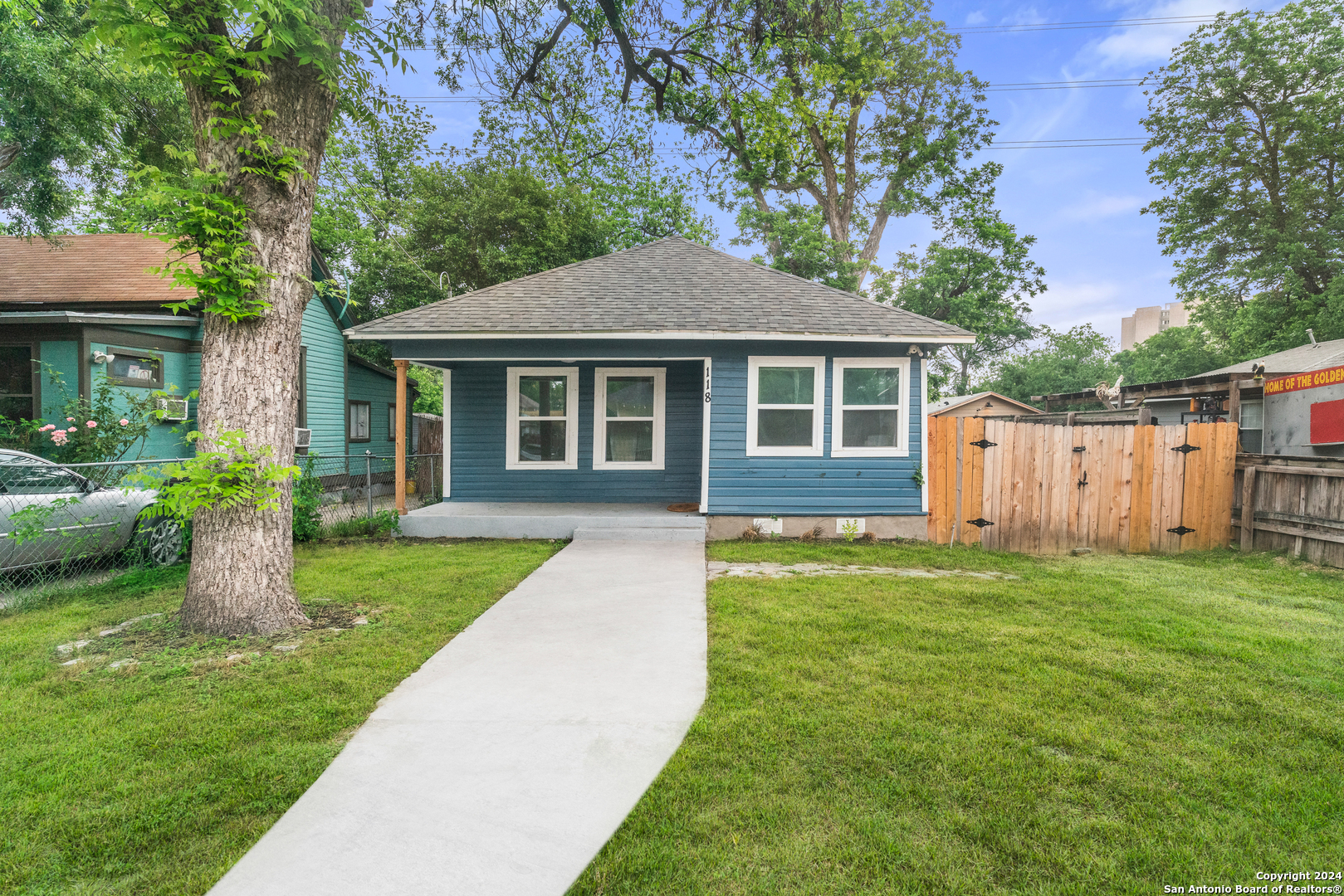 Aganier Ave, San Antonio, TX 78212