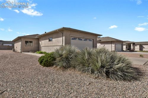 470 S Soaring Eagle Drive, Pueblo, CO, 81007 | Card Image
