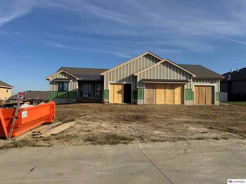 11602 Slayton St, Papillion, NE, 68046-5017 | Card Image