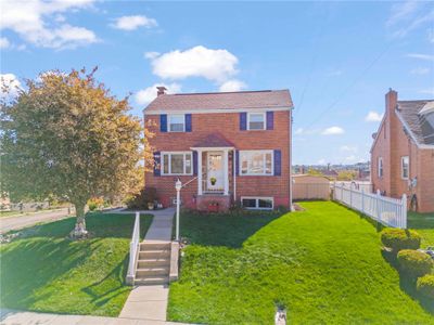 176 Bellwood Dr, House other with 3 bedrooms, 2 bathrooms and 1 parking in Munhall PA | Image 2