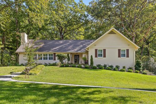 122 Green Gorge Rd, Signal Mountain, TN, 37377-3027 | Card Image