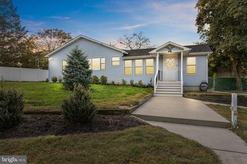 1213 17th Ave, WALL TOWNSHIP, NJ, 07719-3403 | Card Image