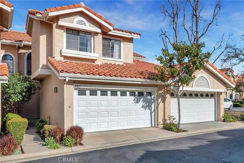 4827 Matteo St, Oak Park, CA, 91377-5511 | Card Image