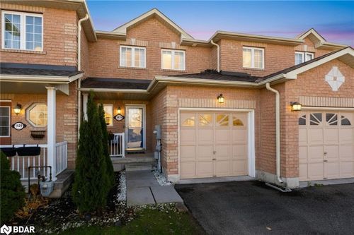 {{alt}} | Card Image